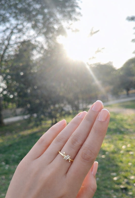 Silver moissanite Knot Ring