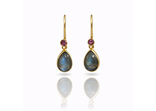 handmade pear labradorite earring