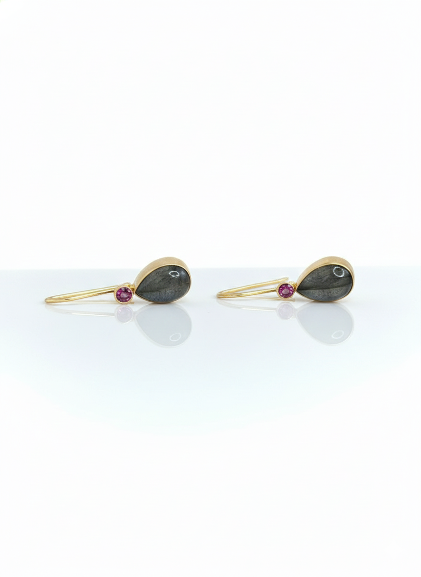 pear labradorite earring