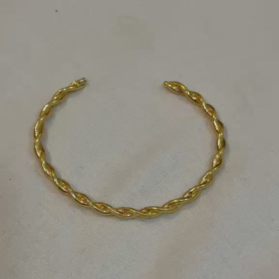 sunheri rope cuff